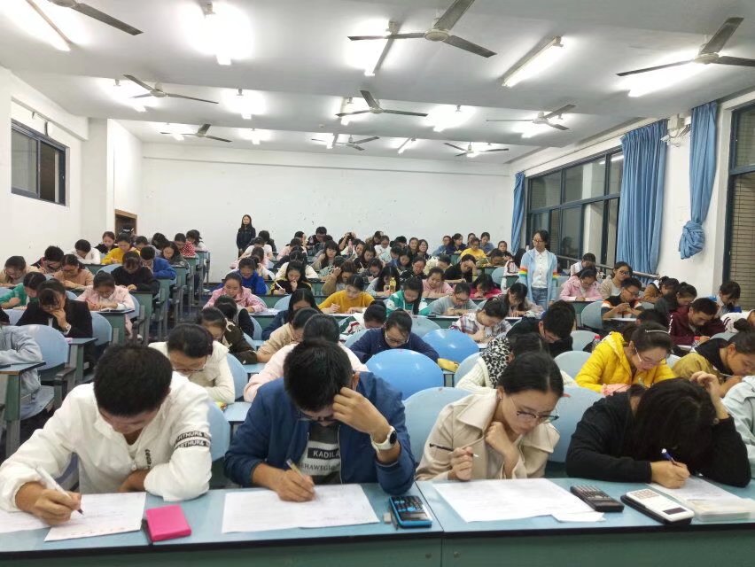 化学学院“一站到底”化学知识竞赛初赛